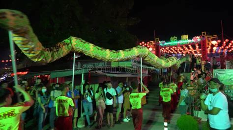  La Danza de la Serpiente Una Visión Mística del Cosmos y un Testimonio de la Maestría Orfebre